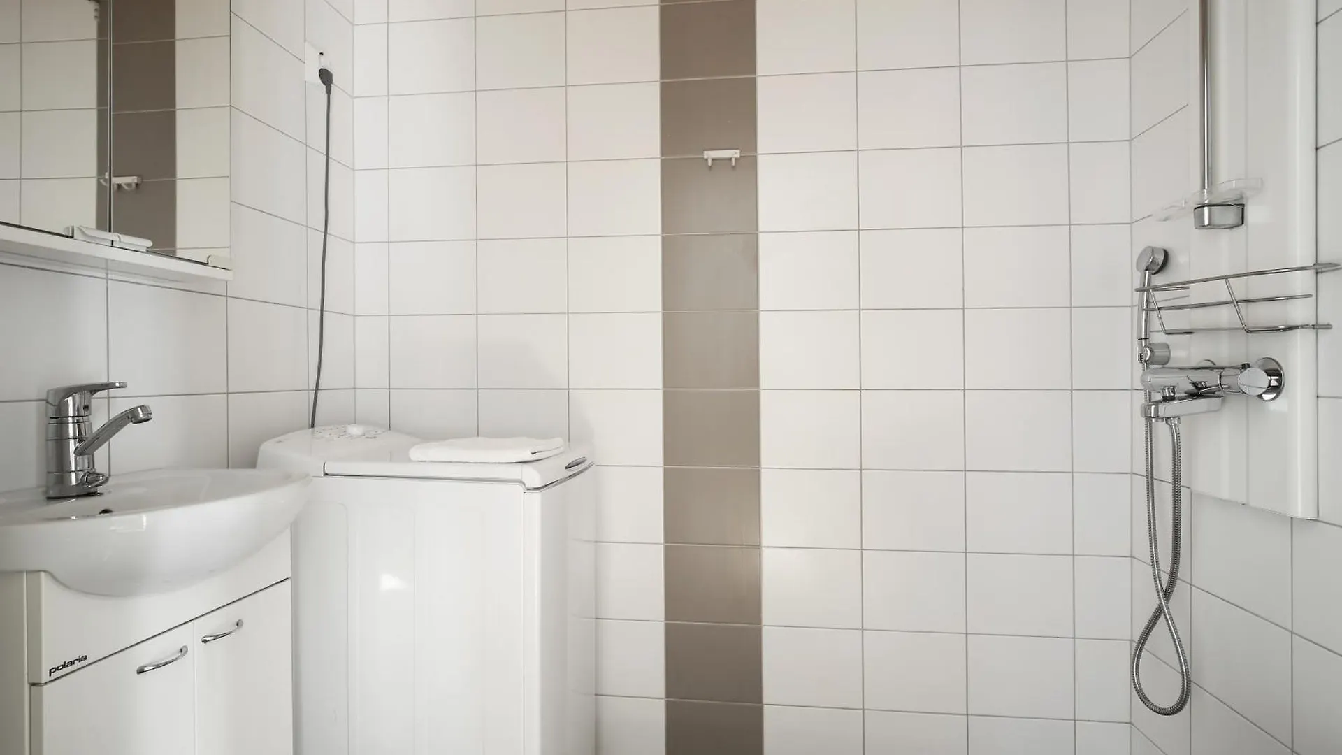 Kotimaailma Apartments Kamppi - 2Br For 4 Persons Helsinki