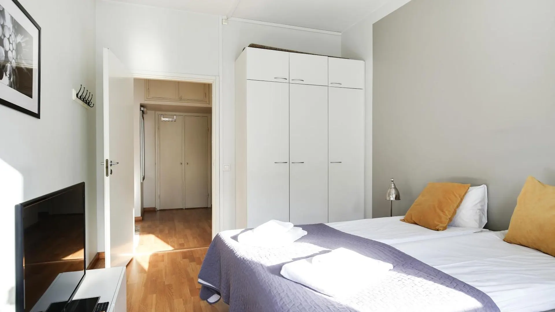 Kotimaailma Apartments Kamppi - 2Br For 4 Persons Helsinki Finland