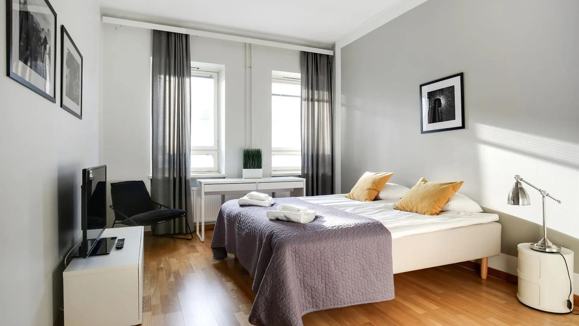 Kotimaailma Apartments Kamppi - 2Br For 4 Persons Helsinki